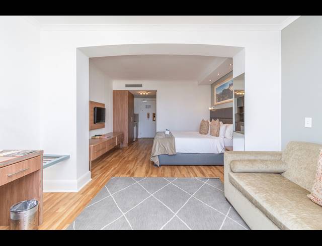 1 BEDROOM APARTMENT SOLD IN BANTRY BAY